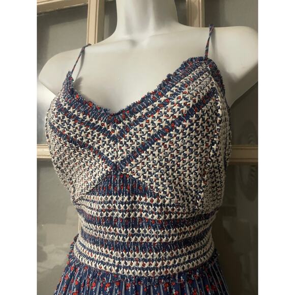 Old Navy‎ Fit & Flare Sleeveless Floral Bodice Midi Dress - Picture 9 of 12